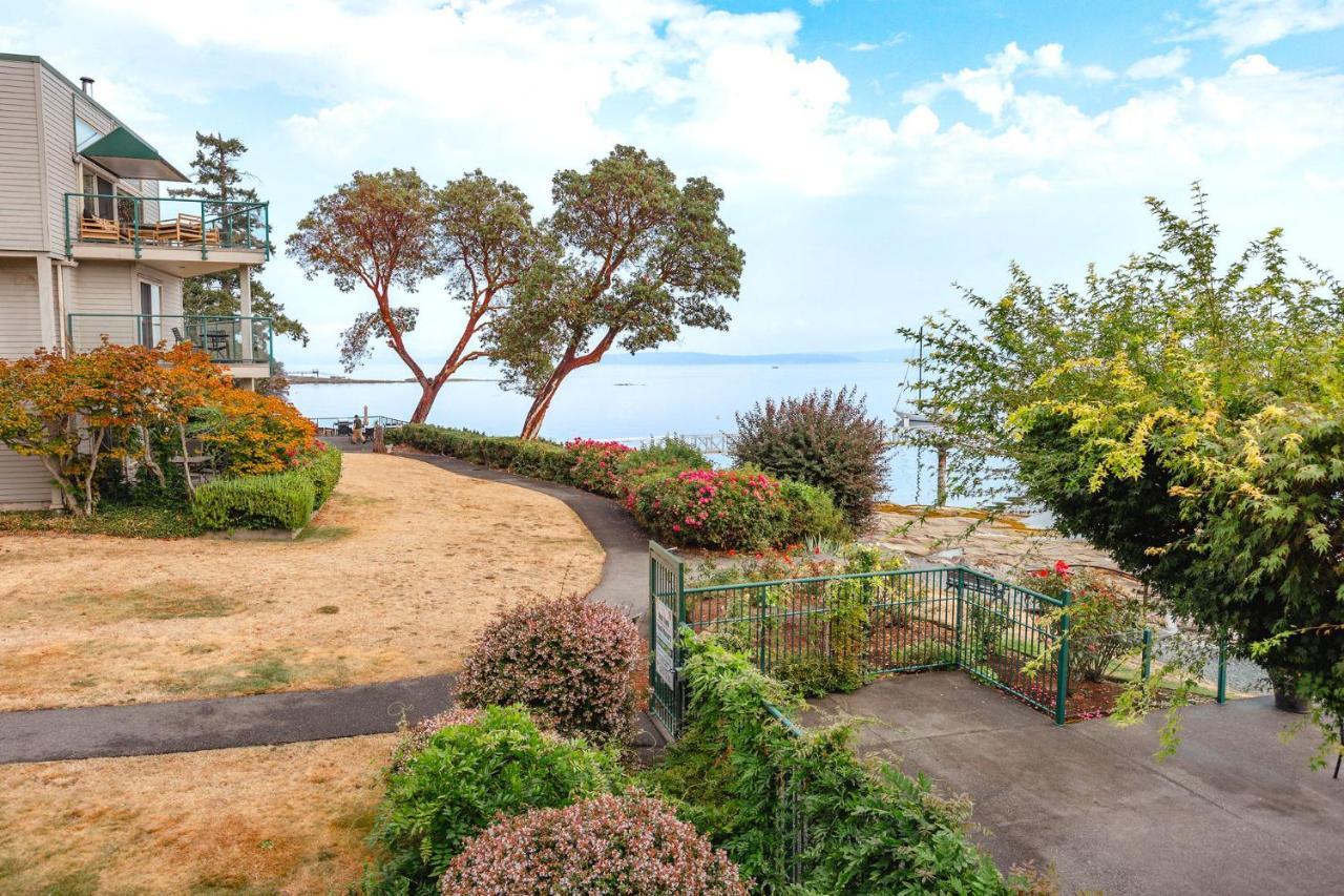 Waterfront In Vancouver Island Ледисмит Экстерьер фото